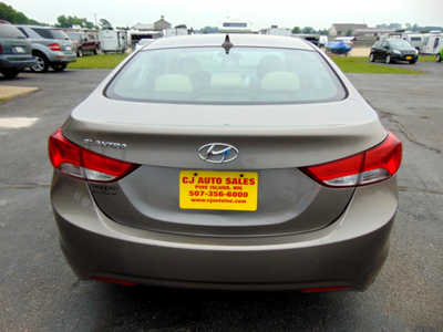2012 Hyundai Elantra, $5495. Photo 3