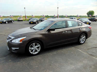 2014 Nissan Altima, $6995. Photo 5