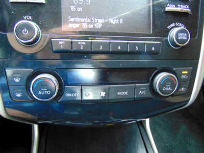 2014 Nissan Altima, $6995. Photo 9