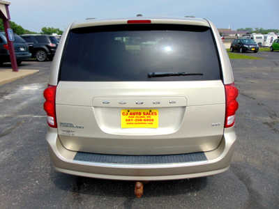2014 Dodge Grand Caravan, $4995. Photo 3