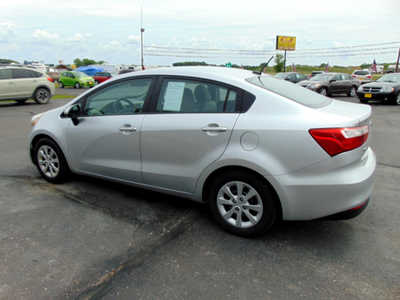 2017 Kia Rio, $5295. Photo 4