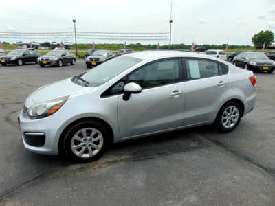2017 Kia Rio, $5295. Photo 5