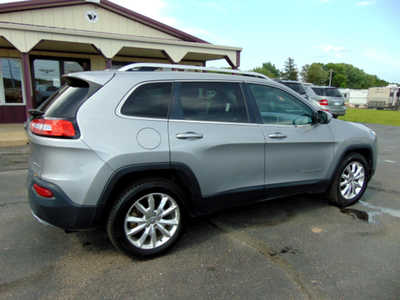 2015 Jeep Cherokee, $5995. Photo 2