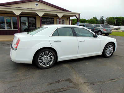 2012 Chrysler 300, $2295. Photo 2