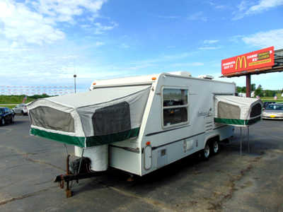 2004 Starcraft , $2995. Photo 5