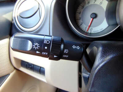 2009 Mazda Mazda3, $3495. Photo 12