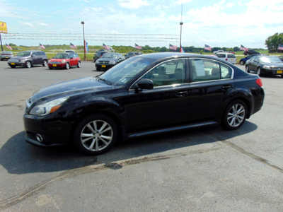 2014 Subaru Legacy, $4995. Photo 5