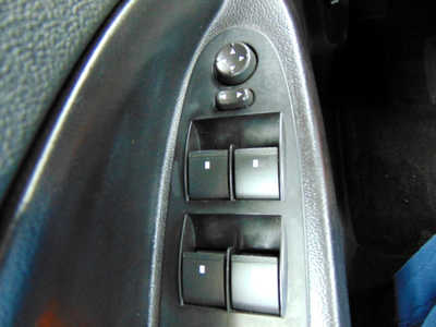 2010 Chevrolet HHR, $5995. Photo 12