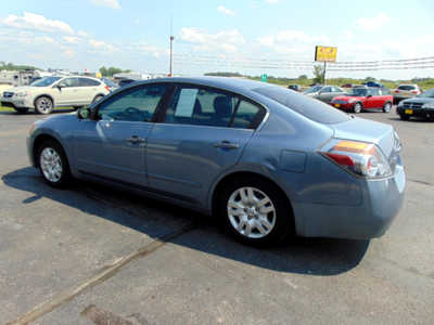 2012 Nissan Altima, $4495. Photo 4
