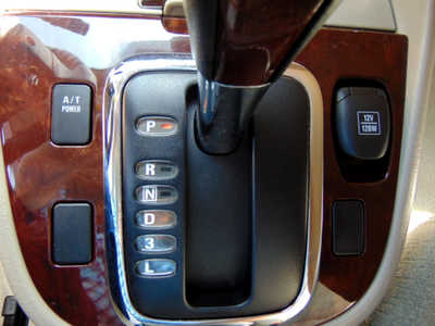 2004 Suzuki XL-7, $6995. Photo 11