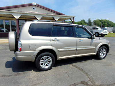2004 Suzuki XL-7, $6995. Photo 2