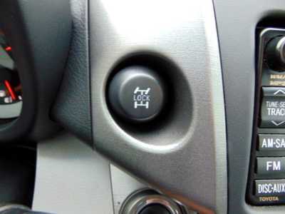 2009 Toyota RAV4, $7495. Photo 8