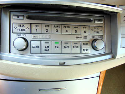 2005 Toyota Avalon, $2595. Photo 10
