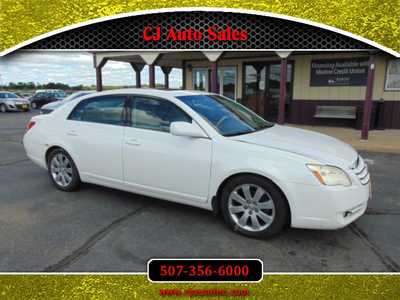 2005 Toyota Avalon, $2595. Photo 1