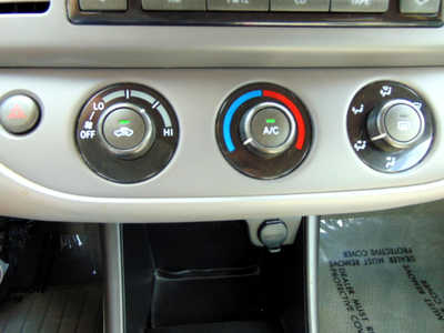 2004 Toyota Camry, $5495. Photo 9