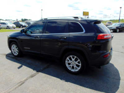 2015 Jeep Cherokee, $6995. Photo 4