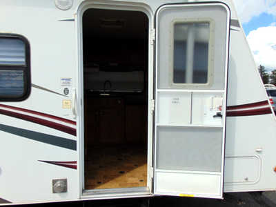 2011 R-vision Trail-Lite, Trail-Li, $4995. Photo 10