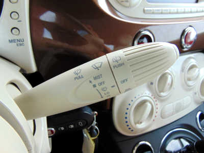 2012 Fiat 500 Pop, $7995. Photo 12
