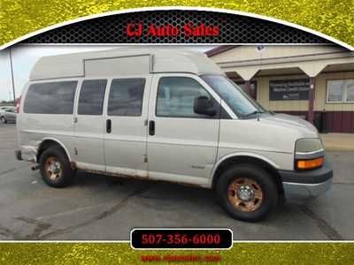 2005 Chevrolet Van,Passenger, $2495. Photo 1