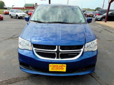 2011 Dodge Caravan, Grand, $7495. Photo 6