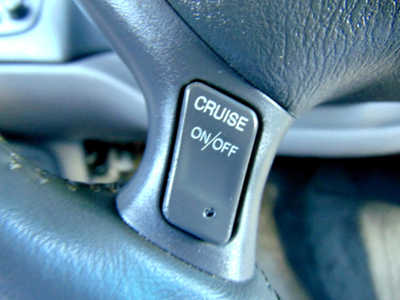 2004 Cadillac Deville, $3995. Photo 12