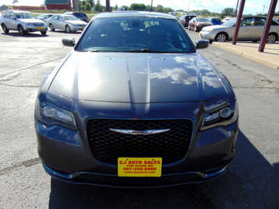 2016 Chrysler 300, $14995. Photo 6