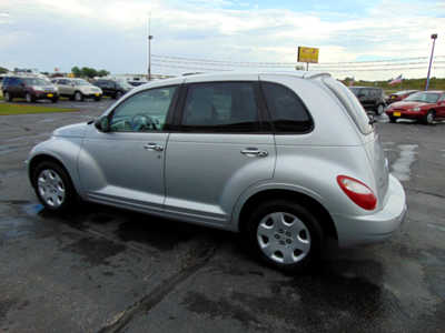 2007 Chrysler PT Cruiser, $4995. Photo 4