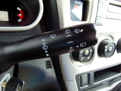 2009 Pontiac Vibe, $3995. Photo 10