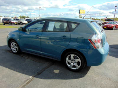 2009 Pontiac Vibe, $3995. Photo 4
