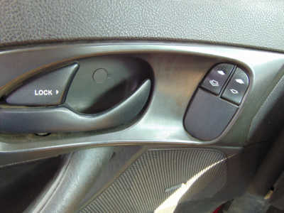 2006 Ford Focus, $1200. Photo 10