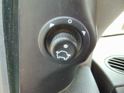 2006 Ford Focus, $1200. Photo 11
