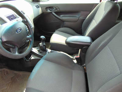 2006 Ford Focus, $1200. Photo 12
