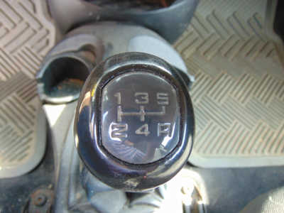 2006 Ford Focus, $1200. Photo 8