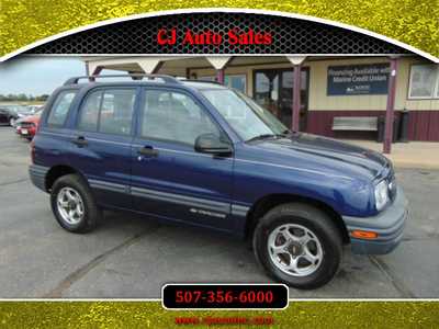 2000 Chevrolet Tracker, $6995. Photo 1