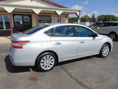 2015 Nissan Sentra, $5995. Photo 2