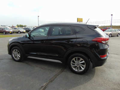 2017 Hyundai Tucson, $7295. Photo 4
