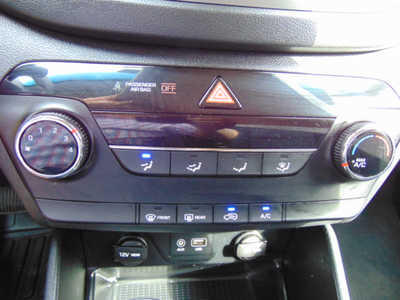 2017 Hyundai Tucson, $7295. Photo 9