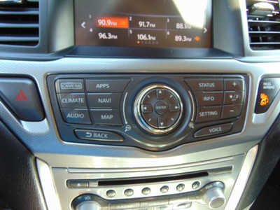 2017 Nissan Pathfinder, $5495. Photo 11