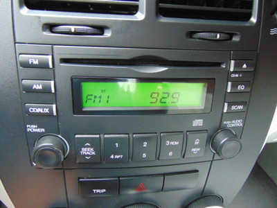 2009 Kia Spectra, $2495. Photo 8