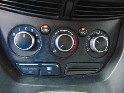 2013 Ford Escape, $2795. Photo 9