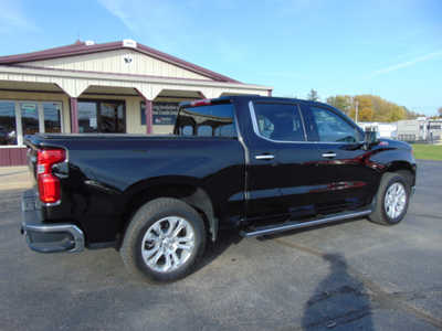 2023 Chevrolet 1500 Crew Cab, $52995. Photo 3