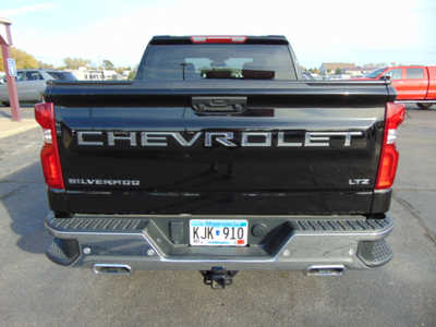 2023 Chevrolet 1500 Crew Cab, $52995. Photo 4