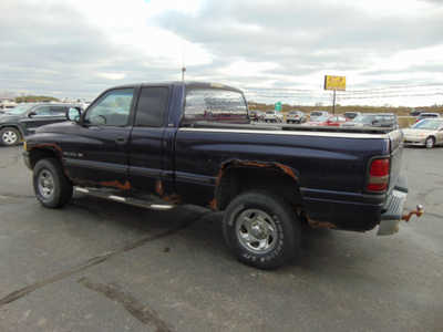 1998 Dodge Ram 1500, $800. Photo 4