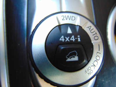 2016 Nissan Pathfinder, $4495. Photo 9