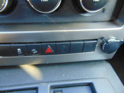 2012 Jeep Liberty, $5495. Photo 8