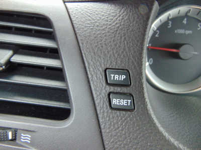 2010 Hyundai Sonata, $2995. Photo 11