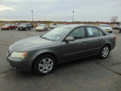 2010 Hyundai Sonata, $2995. Photo 5