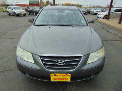 2010 Hyundai Sonata, $2995. Photo 6