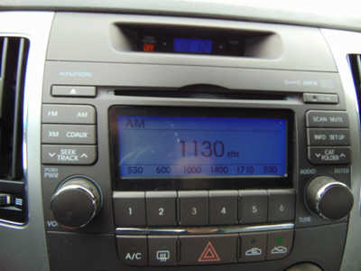 2010 Hyundai Sonata, $2995. Photo 7