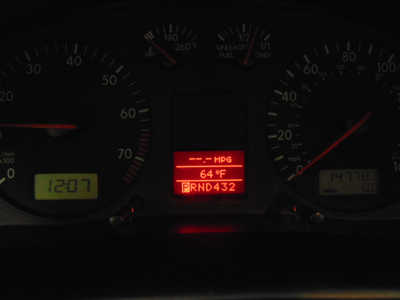 2001 Volkswagen Passat, $2595. Photo 8